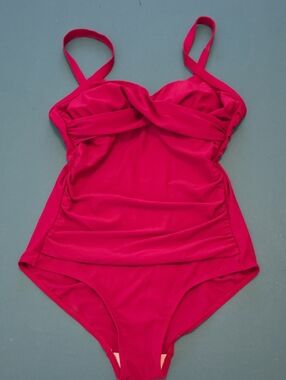 One-Piece Swimsuit in Bright Pink